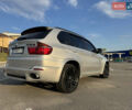 Серый БМВ Х5, объемом двигателя 3 л и пробегом 348 тыс. км за 17900 $, фото 6 на Automoto.ua