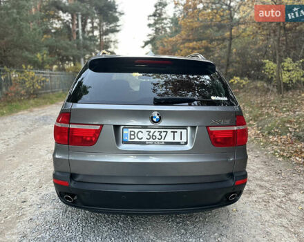 Серый БМВ Х5, объемом двигателя 3 л и пробегом 265 тыс. км за 12000 $, фото 2 на Automoto.ua