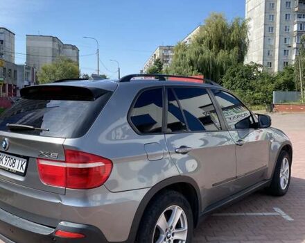 Сірий БМВ Х5, об'ємом двигуна 3 л та пробігом 356 тис. км за 10099 $, фото 1 на Automoto.ua