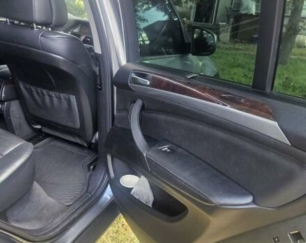 Сірий БМВ Х5, об'ємом двигуна 3 л та пробігом 286 тис. км за 14999 $, фото 24 на Automoto.ua