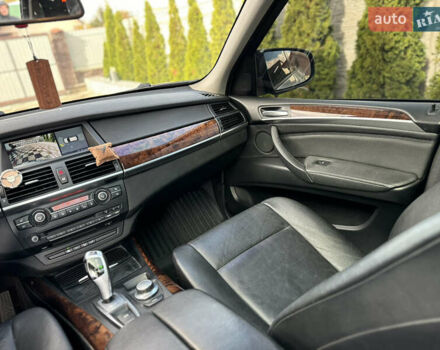 БМВ Х5 2009 в Летичеве на Automoto.ua Серый БМВ Х5, объемом двигателя 3 л и пробегом 223 тыс. км за 12299 $, фото 29 на Automoto.ua