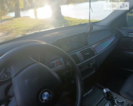 БМВ Х5 2009 в Шумск на Automoto.ua Серый БМВ Х5, объемом двигателя 3 л и пробегом 380 тыс. км за 18000 $, фото 11 на Automoto.ua