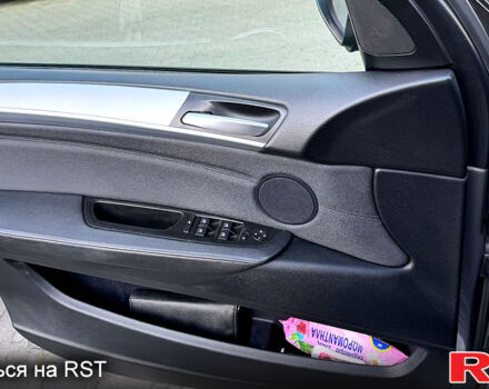 Сірий БМВ Х5, об'ємом двигуна 3 л та пробігом 237 тис. км за 15000 $, фото 8 на Automoto.ua