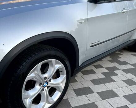 Серый БМВ Х5, объемом двигателя 3 л и пробегом 268 тыс. км за 16900 $, фото 27 на Automoto.ua