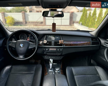 Серый БМВ Х5, объемом двигателя 3 л и пробегом 223 тыс. км за 11500 $, фото 40 на Automoto.ua