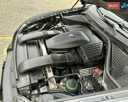 Серый БМВ Х5, объемом двигателя 4.8 л и пробегом 291 тыс. км за 10900 $, фото 51 на Automoto.ua