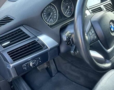 Серый БМВ Х5, объемом двигателя 3 л и пробегом 268 тыс. км за 16900 $, фото 17 на Automoto.ua
