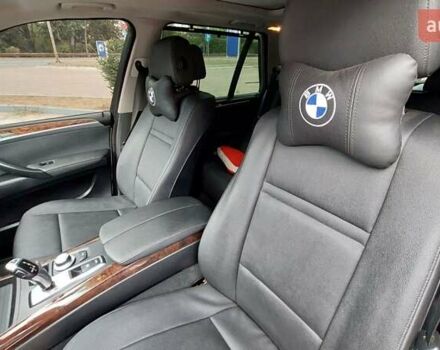 Серый БМВ Х5, объемом двигателя 3 л и пробегом 329 тыс. км за 14500 $, фото 10 на Automoto.ua