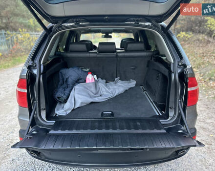 Серый БМВ Х5, объемом двигателя 3 л и пробегом 265 тыс. км за 12000 $, фото 26 на Automoto.ua