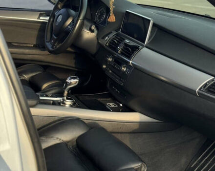 Серый БМВ Х5, объемом двигателя 3 л и пробегом 348 тыс. км за 17900 $, фото 19 на Automoto.ua