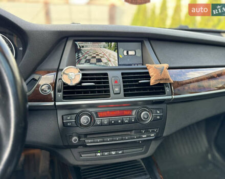 Серый БМВ Х5, объемом двигателя 3 л и пробегом 223 тыс. км за 11500 $, фото 31 на Automoto.ua