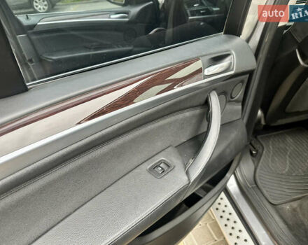 Серый БМВ Х5, объемом двигателя 4.8 л и пробегом 291 тыс. км за 10900 $, фото 41 на Automoto.ua