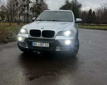 Сірий БМВ Х5, об'ємом двигуна 2.99 л та пробігом 323 тис. км за 15000 $, фото 1 на Automoto.ua