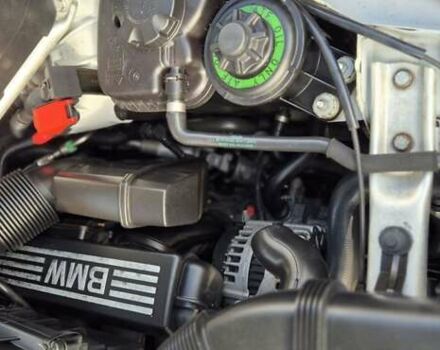 Серый БМВ Х5, объемом двигателя 3 л и пробегом 267 тыс. км за 11200 $, фото 28 на Automoto.ua