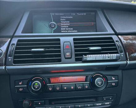 Серый БМВ Х5, объемом двигателя 3 л и пробегом 265 тыс. км за 12000 $, фото 19 на Automoto.ua