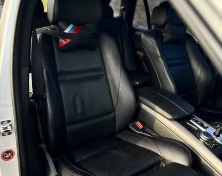 Серый БМВ Х5, объемом двигателя 3 л и пробегом 348 тыс. км за 17900 $, фото 31 на Automoto.ua