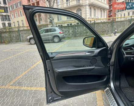 Серый БМВ Х5, объемом двигателя 4.8 л и пробегом 291 тыс. км за 10900 $, фото 35 на Automoto.ua