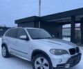 Серый БМВ Х5, объемом двигателя 3 л и пробегом 277 тыс. км за 8500 $, фото 1 на Automoto.ua