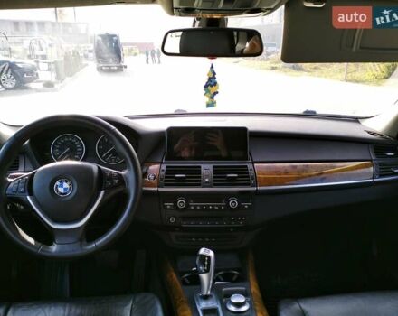 Серый БМВ Х5, объемом двигателя 3 л и пробегом 324 тыс. км за 13990 $, фото 23 на Automoto.ua