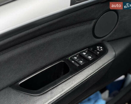 Сірий БМВ Х5, об'ємом двигуна 3 л та пробігом 265 тис. км за 16500 $, фото 58 на Automoto.ua