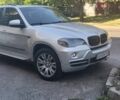 Серый БМВ Х5, объемом двигателя 3 л и пробегом 350 тыс. км за 269 $, фото 12 на Automoto.ua