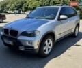 Серый БМВ Х5, объемом двигателя 3 л и пробегом 249 тыс. км за 12399 $, фото 1 на Automoto.ua