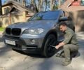 Серый БМВ Х5, объемом двигателя 4.8 л и пробегом 225 тыс. км за 12400 $, фото 1 на Automoto.ua