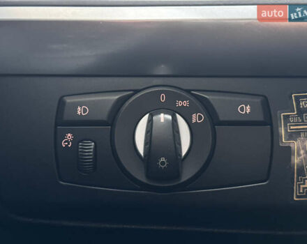 Сірий БМВ Х5, об'ємом двигуна 3 л та пробігом 265 тис. км за 16500 $, фото 75 на Automoto.ua