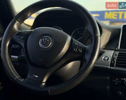 Серый БМВ Х5, объемом двигателя 3 л и пробегом 348 тыс. км за 17900 $, фото 21 на Automoto.ua