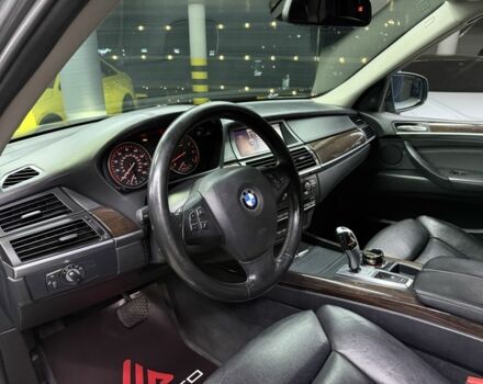 БМВ Х5 2009 в Одессе на Automoto.ua Серый БМВ Х5, объемом двигателя 4.8 л и пробегом 291 тыс. км за 9500 $, фото 18 на Automoto.ua