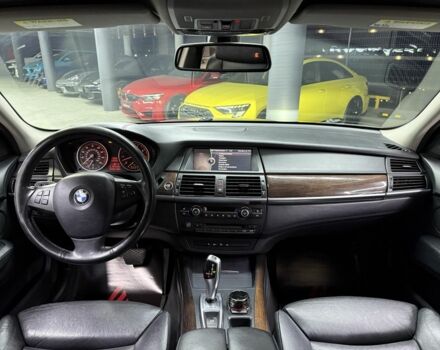 БМВ Х5 2009 в Одессе на Automoto.ua Серый БМВ Х5, объемом двигателя 4.8 л и пробегом 291 тыс. км за 9500 $, фото 20 на Automoto.ua