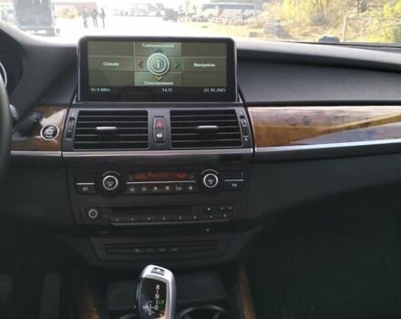 Серый БМВ Х5, объемом двигателя 3 л и пробегом 324 тыс. км за 13990 $, фото 17 на Automoto.ua