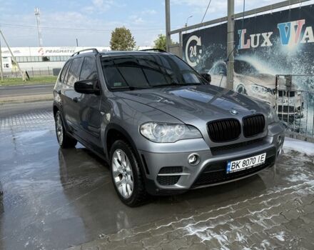 Серый БМВ Х5, объемом двигателя 3 л и пробегом 190 тыс. км за 16000 $, фото 5 на Automoto.ua