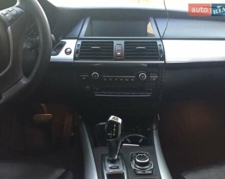 Сірий БМВ Х5, об'ємом двигуна 4.4 л та пробігом 236 тис. км за 17000 $, фото 5 на Automoto.ua