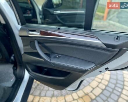 Серый БМВ Х5, объемом двигателя 2.98 л и пробегом 255 тыс. км за 15000 $, фото 42 на Automoto.ua