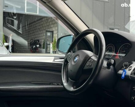 Серый БМВ Х5, объемом двигателя 3 л и пробегом 317 тыс. км за 15490 $, фото 41 на Automoto.ua