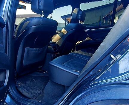 Серый БМВ Х5, объемом двигателя 3 л и пробегом 230 тыс. км за 16000 $, фото 7 на Automoto.ua