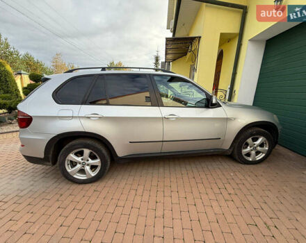 Серый БМВ Х5, объемом двигателя 3 л и пробегом 300 тыс. км за 17500 $, фото 16 на Automoto.ua