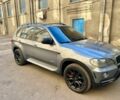Серый БМВ Х5, объемом двигателя 3 л и пробегом 295 тыс. км за 11500 $, фото 1 на Automoto.ua