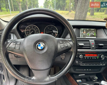 Серый БМВ Х5, объемом двигателя 3 л и пробегом 261 тыс. км за 16800 $, фото 9 на Automoto.ua