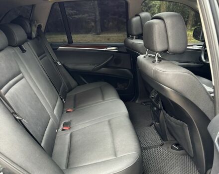 Сірий БМВ Х5, об'ємом двигуна 3 л та пробігом 261 тис. км за 16299 $, фото 14 на Automoto.ua