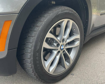 Серый БМВ Х5, объемом двигателя 2.99 л и пробегом 285 тыс. км за 16800 $, фото 8 на Automoto.ua