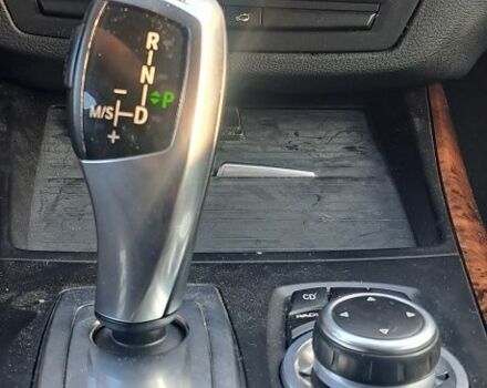 Серый БМВ Х5, объемом двигателя 3 л и пробегом 211 тыс. км за 15500 $, фото 10 на Automoto.ua
