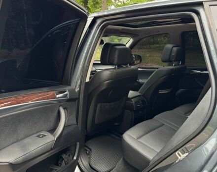 Сірий БМВ Х5, об'ємом двигуна 3 л та пробігом 261 тис. км за 16299 $, фото 12 на Automoto.ua