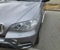 Серый БМВ Х5, объемом двигателя 3 л и пробегом 280 тыс. км за 14700 $, фото 2 на Automoto.ua