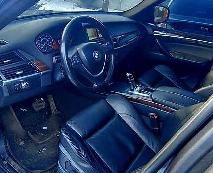 Серый БМВ Х5, объемом двигателя 3 л и пробегом 230 тыс. км за 16000 $, фото 4 на Automoto.ua