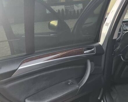 Серый БМВ Х5, объемом двигателя 0 л и пробегом 215 тыс. км за 15500 $, фото 7 на Automoto.ua
