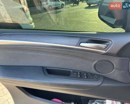 Серый БМВ Х5, объемом двигателя 2.98 л и пробегом 277 тыс. км за 17500 $, фото 16 на Automoto.ua