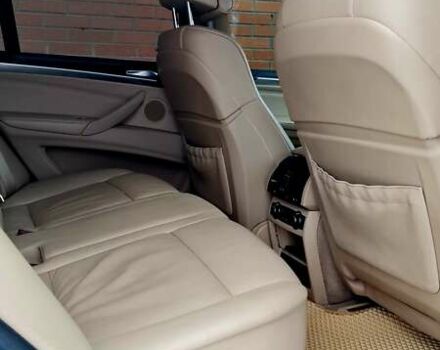 Сірий БМВ Х5, об'ємом двигуна 3 л та пробігом 258 тис. км за 13800 $, фото 46 на Automoto.ua