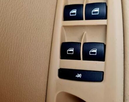 Сірий БМВ Х5, об'ємом двигуна 3 л та пробігом 258 тис. км за 13800 $, фото 59 на Automoto.ua